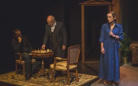 Imagen El Teatro Juan Bravo acoge durante el fin de semana la obra ‘El perfume del tiempo’ y el estreno nacional de ‘¡Ay qué lío!’, de Eugenia Manzanera